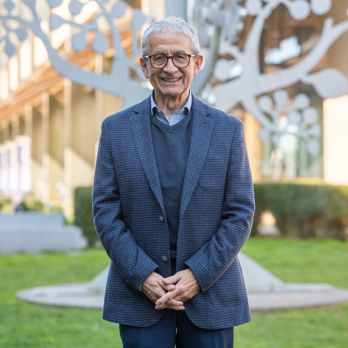 Universidad San Sebastián (@usansebastian) on Twitter photo 🔵 El director del Centro de Transición Energética #USS, Dr. José Rodríguez, es el investigador mejor posicionado del país en el World’s Top 2% Scientists 2025, ranking elaborado a partir de datos de <a href="/Scopus/">Elsevier | Scopus</a> ¡Felicitaciones! 👏
Más ▶️ tinyurl.com/bdd8nr3h 🔵 El director del Centro de Transición Energética #USS, Dr. José Rodríguez, es el investigador mejor posicionado del país en el World’s Top 2% Scientists 2025, ranking elaborado a partir de datos de <a href="/Scopus/">Elsevier | Scopus</a> ¡Felicitaciones! 👏
Más ▶️ tinyurl.com/bdd8nr3h