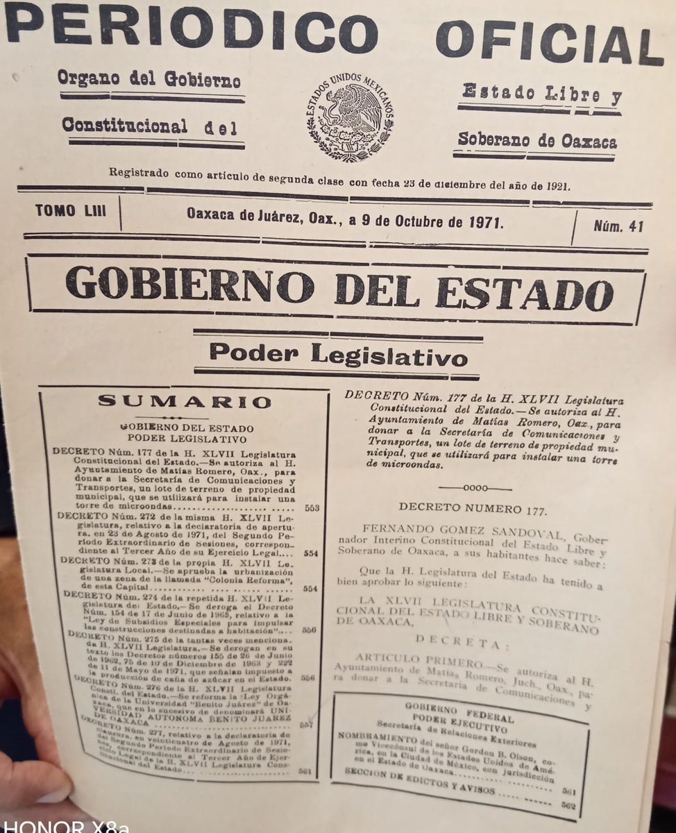 !LA HISTORIA ES LA HISTORIA! Hace 54 años. El 9 de octubre de 1971 se publicó en el Periódico Oficial el Decreto 276 que legislo y concreto la AUTONOMÍA DE LA UBJO. Propuesta presentada por la Federación Estudiantil Oaxaqueña.