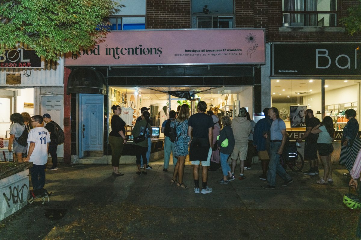 Shout out to everyone who joined us for #nbED25 🥳!!! Our 4th Nuit Blanche hub on the Danforth was a huge success📷 offering festival goers a smaller, intimate, creative contemporary art experience unlike anywhere else in the City. Full Facebook Album here bit.ly/4nN0YOW