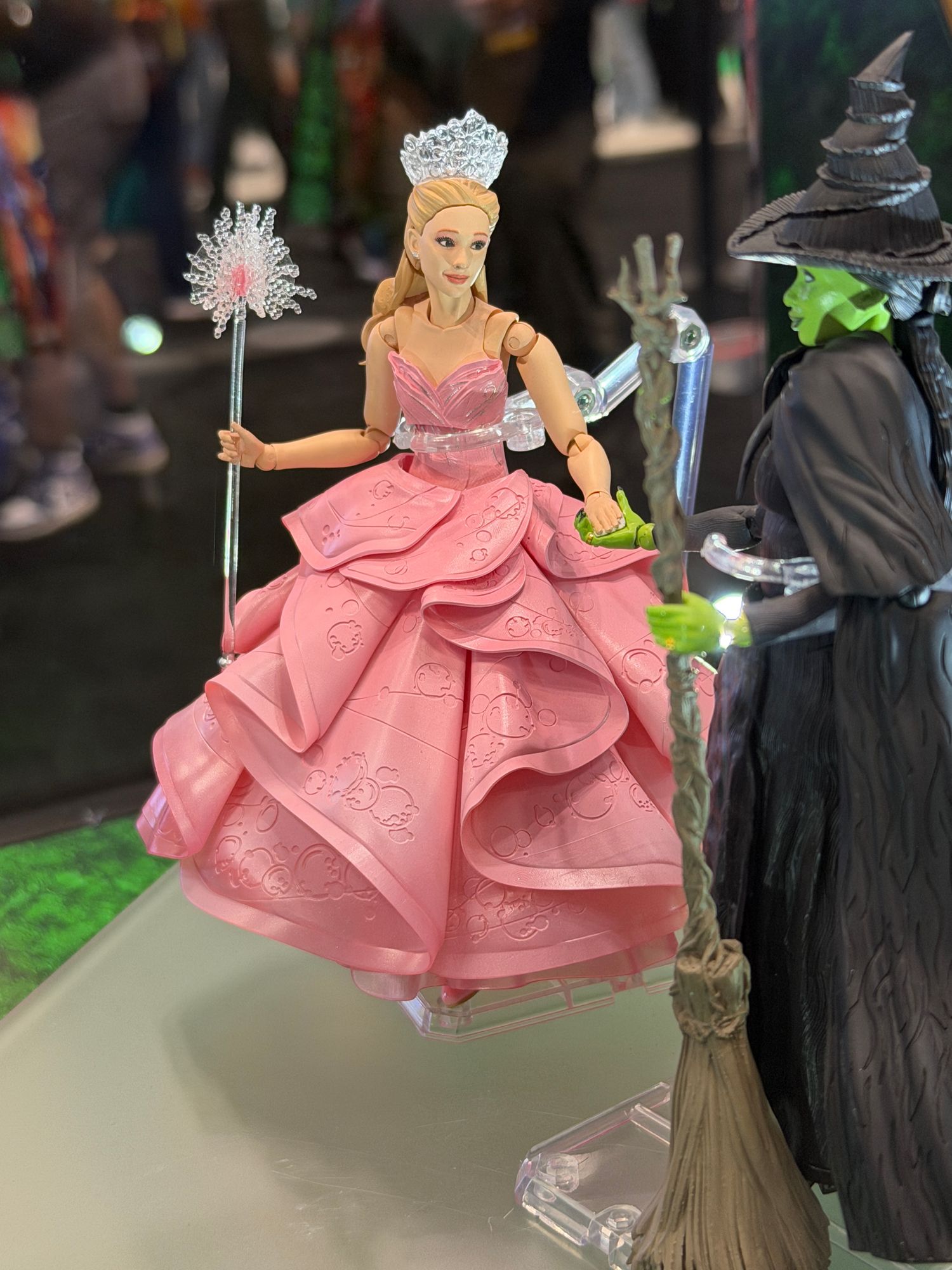 ウィキッド　エルファバ　フィギュア　日本未発売 spike on X: 