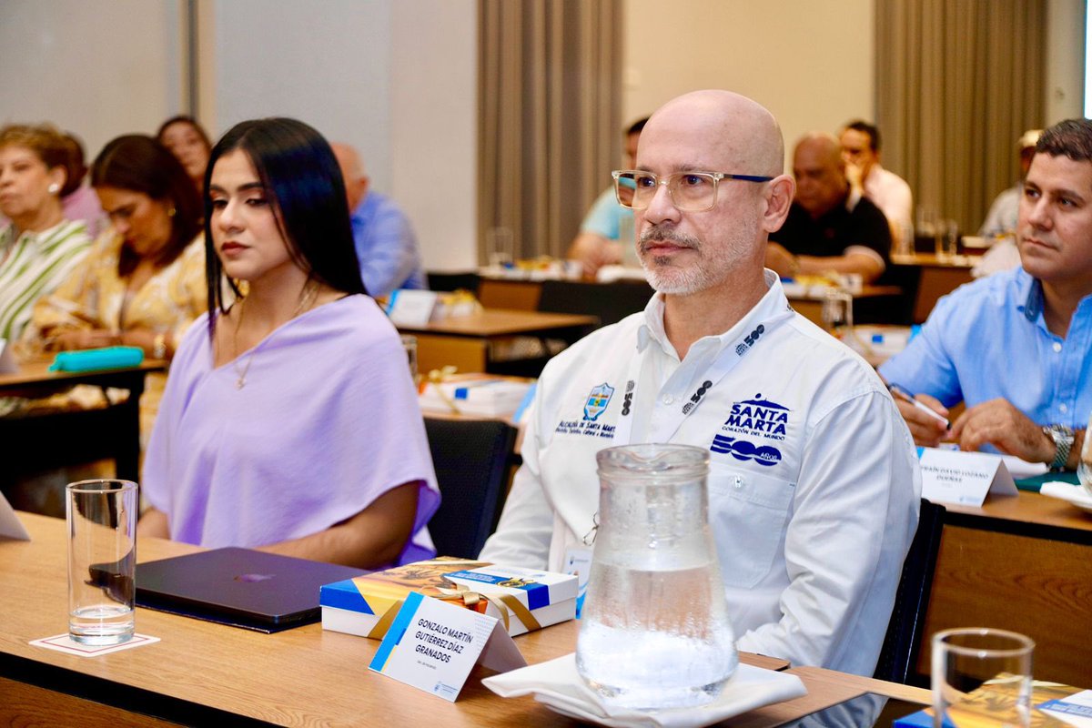 ✨ Socialización Nivel 1 de Actualización Catastral 2025 ✨
En el Distrito de Santa Marta, bajo la directriz del alcalde <a href="/CarlosPinedoC/">Carlos Pinedo Cuello</a> sigue avanzando hacia una gestión catastral más transparente, moderna y participativa.