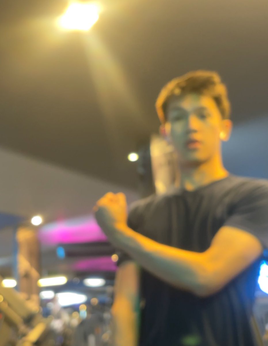 omiomio2k3's tweet image. Blur