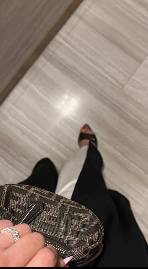 Xqr27's tweet photo. أعرف طريق السنع وامشيه وأدله
ما يملي عيوني من الناس حيّ الله ❤️ https://t.co/oRoCBf19Ne