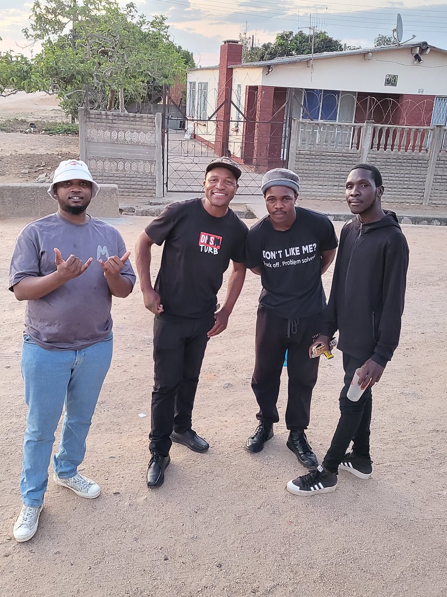 📍Byo, Magwegwe West🇿🇼 with ama grootman ekasi, trust me you can not touch me when I am with ama grootman. Yizo engathi ngikhula zingibhekela. Glad they still living the life.