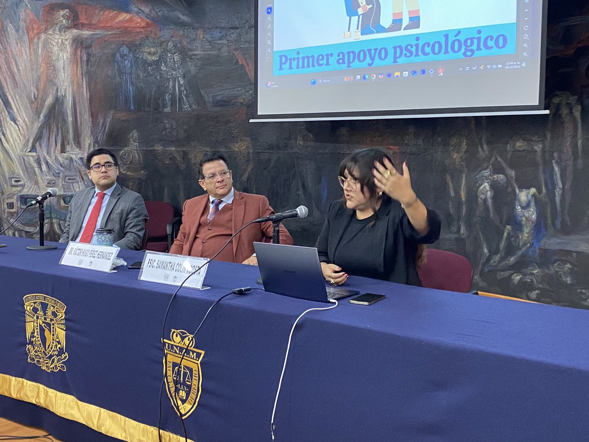 DerechoUNAMmx's tweet photo. 🧠✨Inauguración del curso para estudiantes: “Primeros Auxilios Psicológicos”, un espacio para aprender a brindar apoyo emocional en momentos de crisis y fortalecer la salud mental en nuestra comunidad universitaria. 💬🌿

Aún puedes unirte:
👉 https://t.co/72jLTQNLwn https://t.co/K2lnsMfB2J