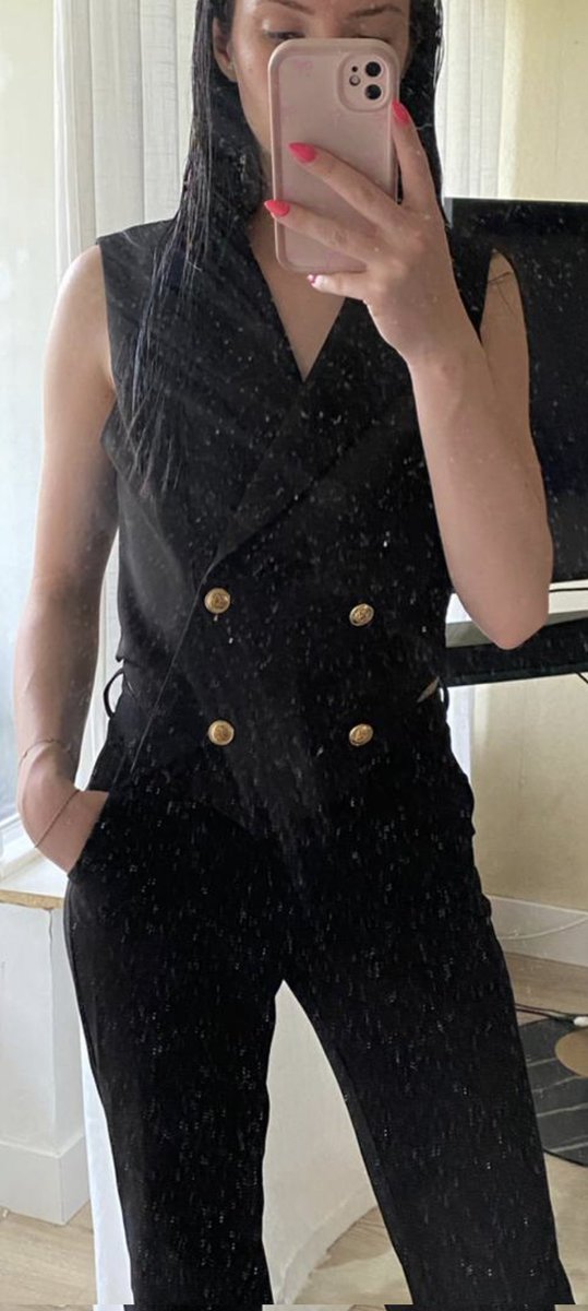 Lots of lurkers but few losers who even dare to approach me. Scared? Follow me, like, and RT my post, and I’ll DM you, idiot!

#findom #femdom #paypig #findomme #finsub #goddess #cashpig #humanatm #walletdrain #financialdomination #furfetish #nylonfetish #footfetish #worship