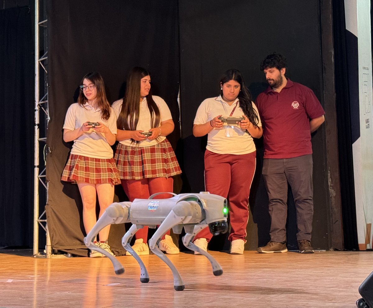 Fundación Movistar tweet media