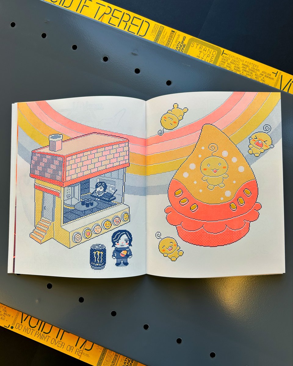 mogumu_'s tweet image. made a spread for the strand-type zine!!! 👼🧡
you can grab a copy at NYCC table c-27 or preorder online wrenmcdonald.com/Shop