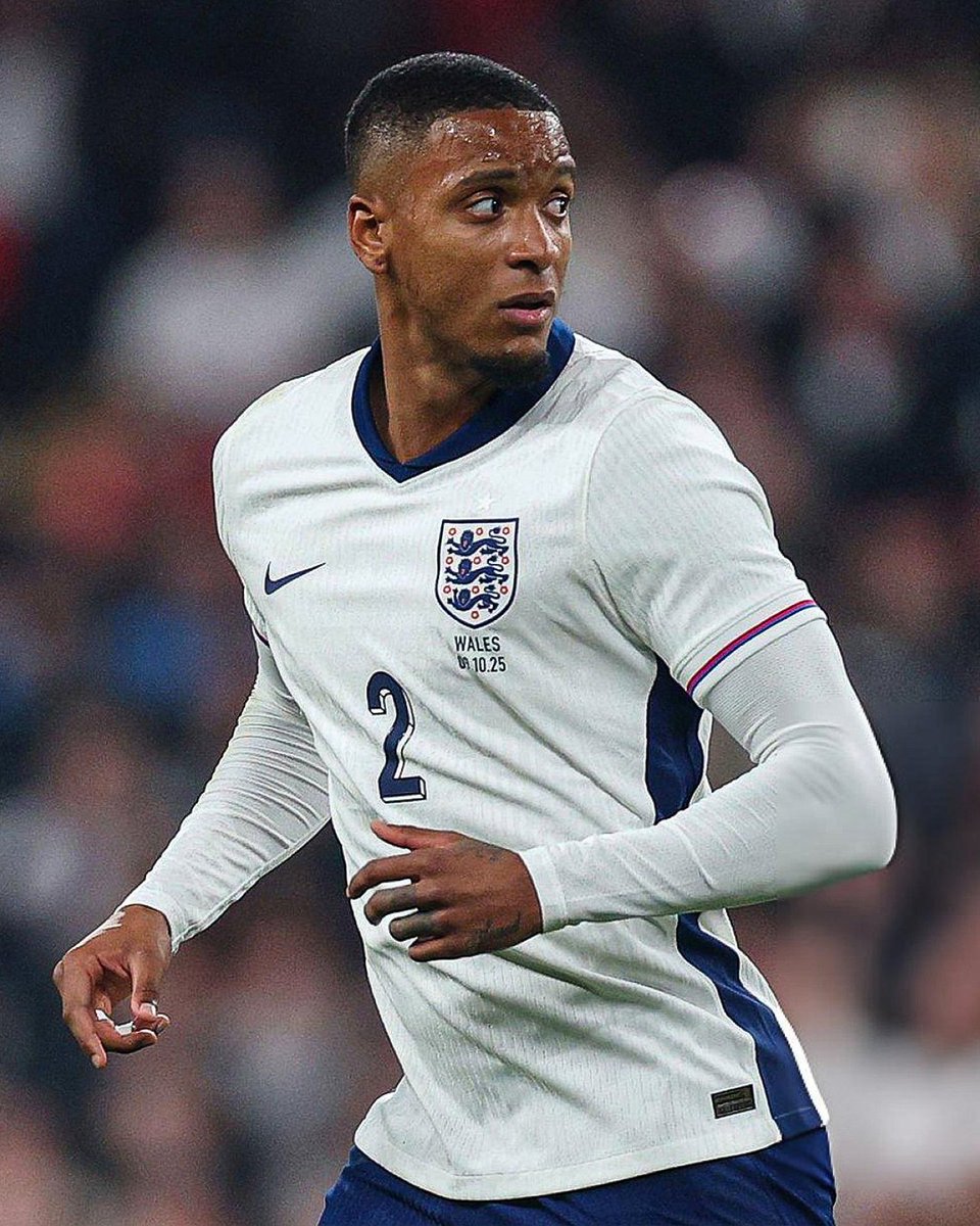 Ezri Konsa for England vs Wales: 

90 minutes played
1 assist
96% passing accuracy (66/69)
2 chances created
87 touches
5 passes into the final third
100% accurate crosses
2 tackles won
2 interceptions
5/6 ground duels won

Classy again, this time at right-back 🏴󠁧󠁢󠁥󠁮󠁧󠁿

#AVFC