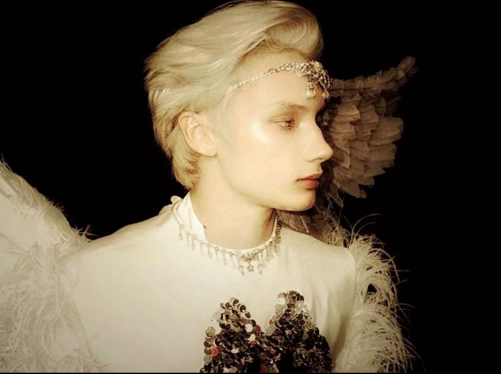 I am deeply sorry that you had to apologize for being a decent human being, you did nothing wrong and remember that MOAs love you.