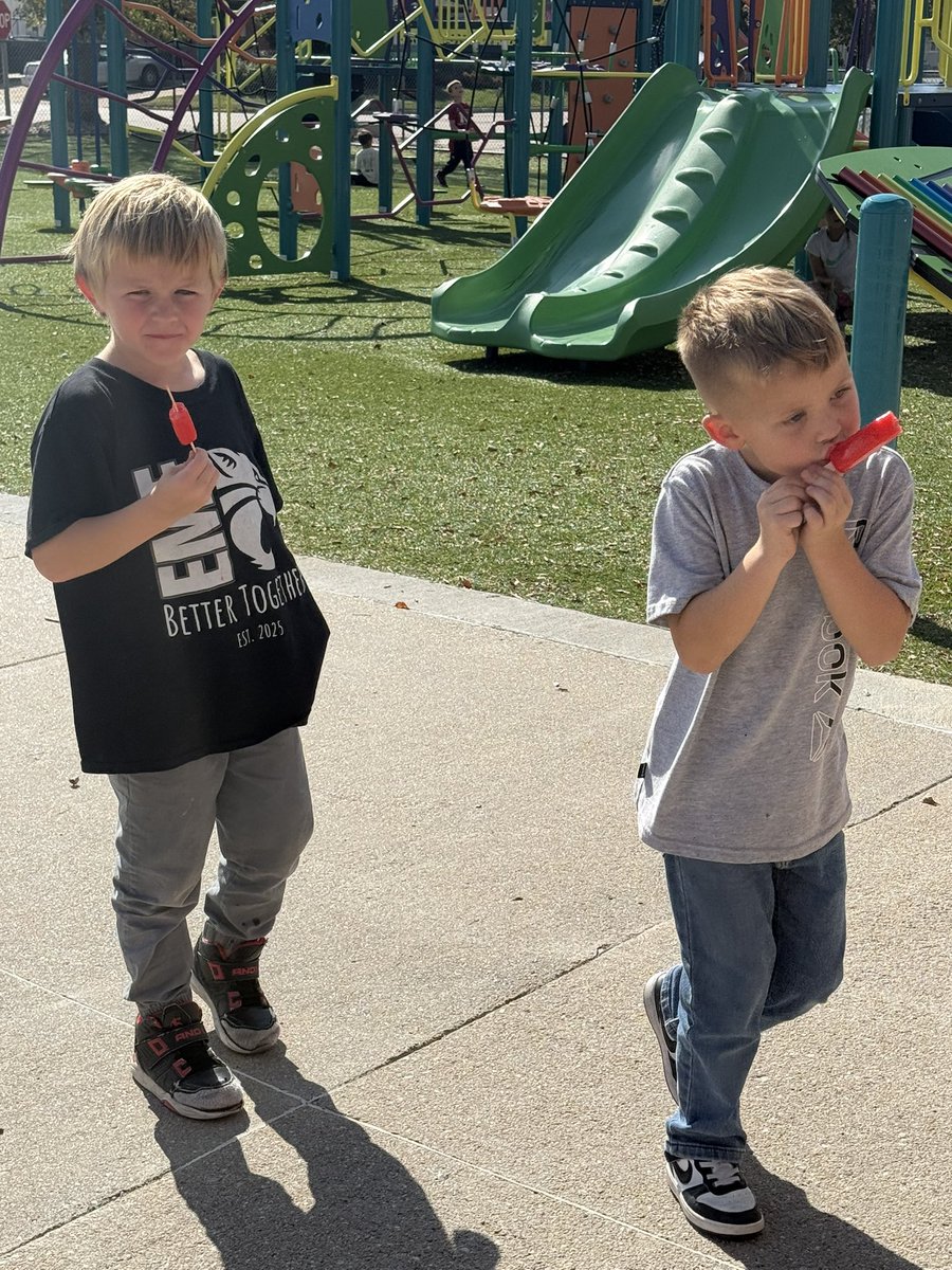 We had popsicles for filling our star jar! 
#EMFbobcats