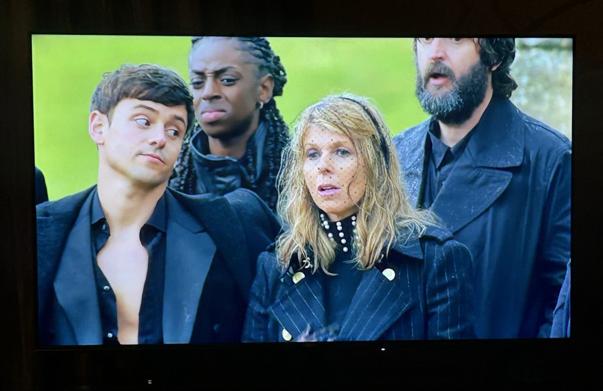 Tom is gunning for poor Kate!!…🤣🤣🤣👀 <a href="/kategarraway/">Kate Garraway</a> <a href="/TomDaley1994/">Tom Daley</a>  I love it!!! The game play and the ‘eveidence’ they come up with is brilliant both in a bad way and good…loving the celebrity traitors <a href="/the_traitors_/">The Traitors HQ</a> <a href="/BBCOne/">BBC One</a>  #Traitors  #CelebrityTraitors