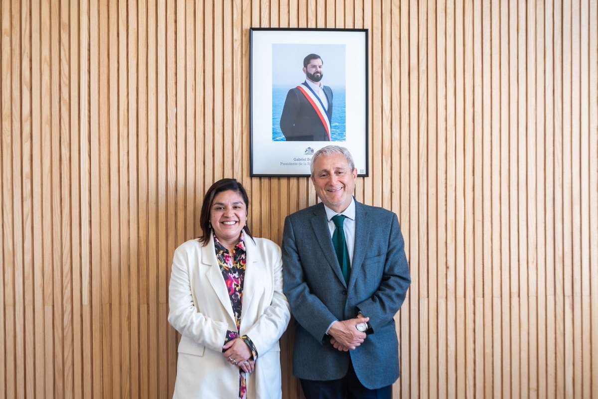 LauMorenoRodri's tweet image. ⭕️ Fructífera reunión con el Ministro de Ciencia, Tecnología, Conocimiento e Innovación de Chile, Aldo Valle @min_ciencia

✅ Conversamos sobre la importancia de fortalecer los lazos de cooperación científica y tecnológica entre México y Chile. 

 🇲🇽🇨🇱 #CooperaciónCientífica