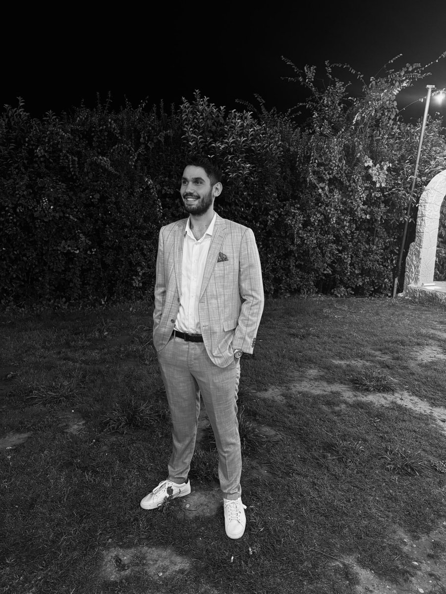 “En büyük duamdın artık sen en büyük tövbemsin.”
HAYIRLI CUMALAR 🙏