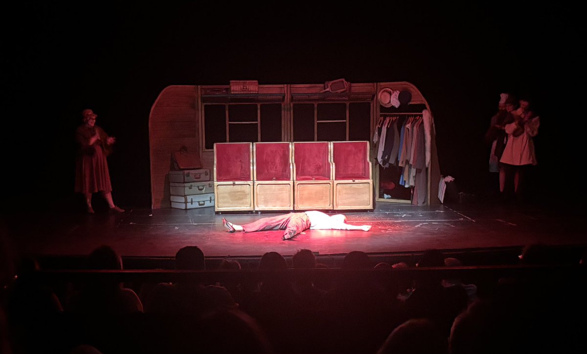 lestat belly button piercing advocate tweet media