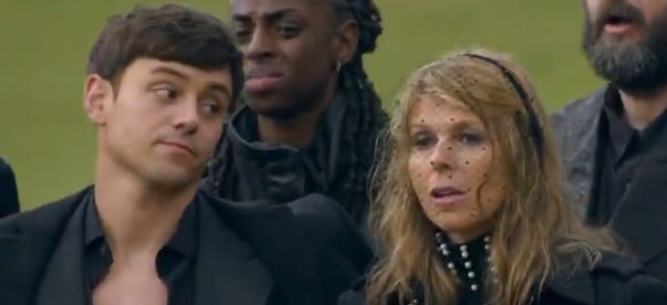 AdejoAdeso's tweet photo. Tom’s face has me creasing  #CelebrityTraitors https://t.co/tcFpm6TH4b