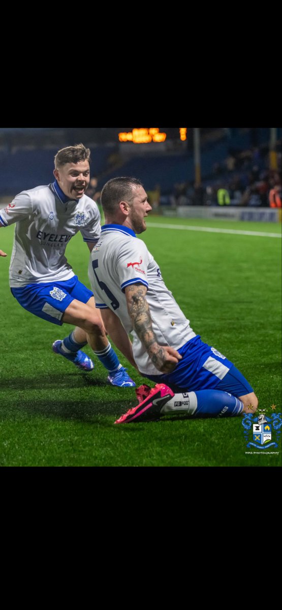 Aaron Chalmers tweet media