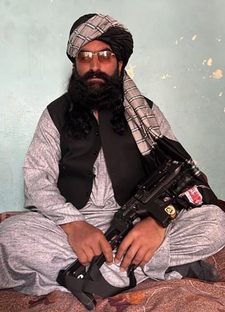 خارجی مارا گیا 
پاکستان ہمیشہ زندہ باد ✊