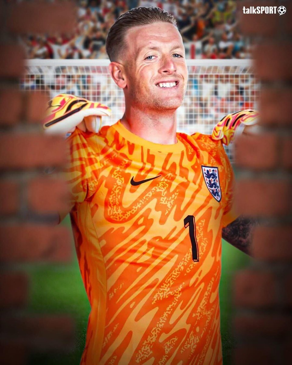 talkSPORT's tweet image. Jordan Pickford = RECORD-BREAKER! 🧤
The Everton goalkeeper has now kept 8 sheets in a row for the England, breaking the record previously held by Gordon Banks. 🏴
The Three Lions now have 6 clean sheets in the first 7 games under Thomas Tuchel. 🧱