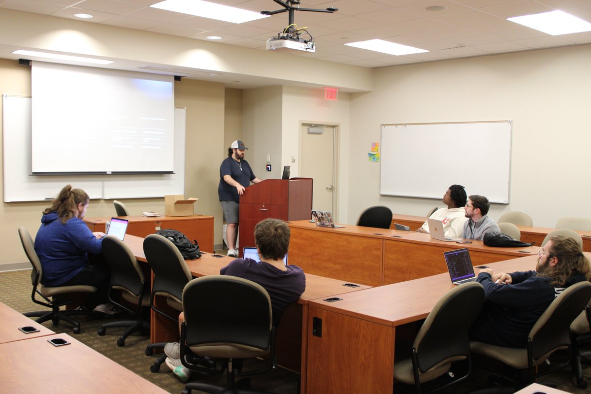 ShenUesports's tweet image. Professional Development Workshop Week 2!

🎥 Media Creation and Editing

#BeyondGaming // #ProfessionalDevelopment