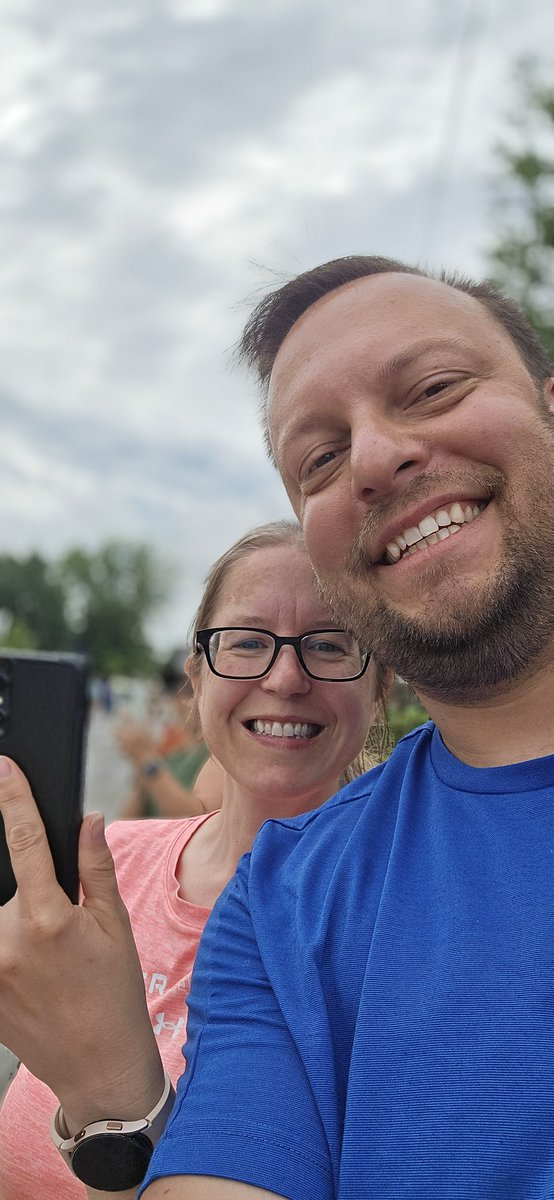 berning13's tweet photo. Happy anniversary to my lovely wife! You are the best! https://t.co/MnVNrEFFl3