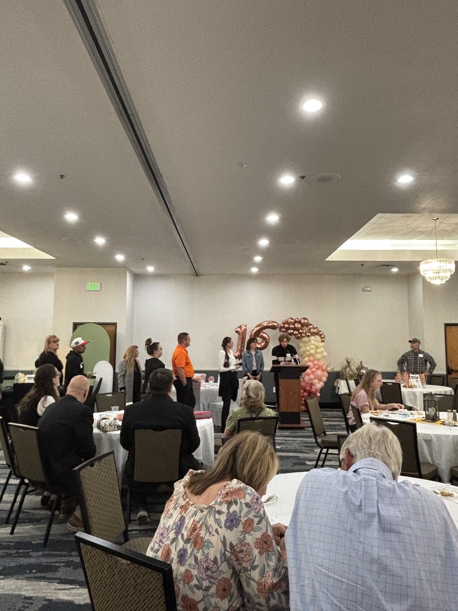 owchamber's tweet image. This month's Business After Hours was hosted by @OgdenSuites, and they did such an amazing job! Not only was the food incredible, their displays were fantastic and so were the people. Thank you so much, we had a great time!

#businessafterhours #owcc #chamberstrong