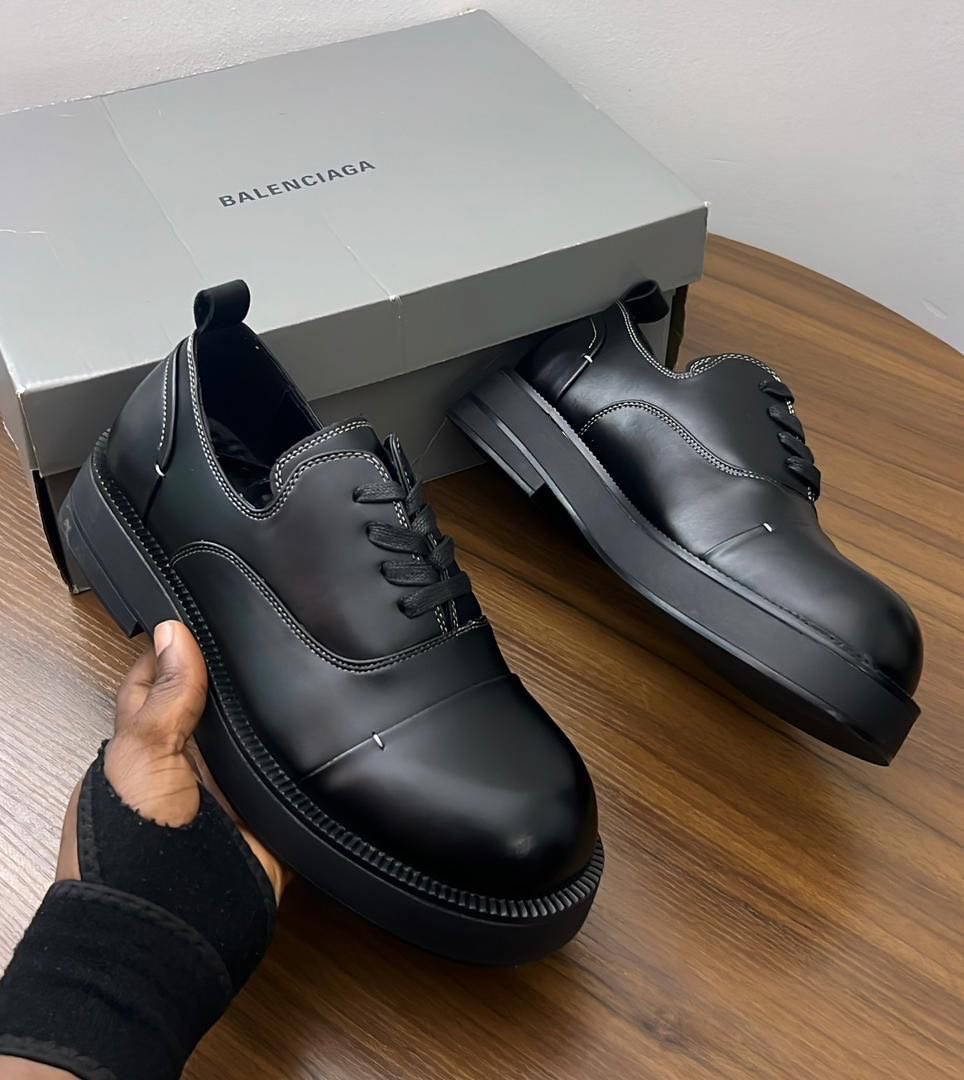 Streetluks1's tweet photo. Size 40 - 45 

#drip #black #shoe #fashion #viral #fyb https://t.co/eEZFxgQeOi