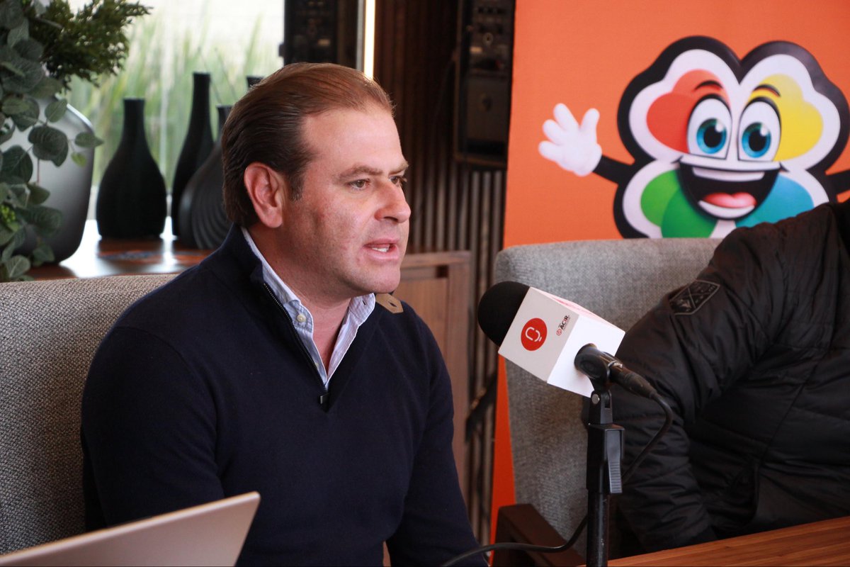 ricardozg00's tweet photo. 🎙️Seguimos el día de medios en #AsiSucede con @carlosmartinh y @jomanuelgh platicando sobre los detalles del Medio Maratón Puebla 2025🏃🏻➡️
🗓️26 de Octubre
⏰7am
🛣️21, 10 y 5k
¡Aún estás a tiempo!
Asegura tu lugar en:👇🏻
💻https://t.co/J8RRHd0XOy
👟Tiendas Mr. Tenis https://t.co/NEeQilUGGf