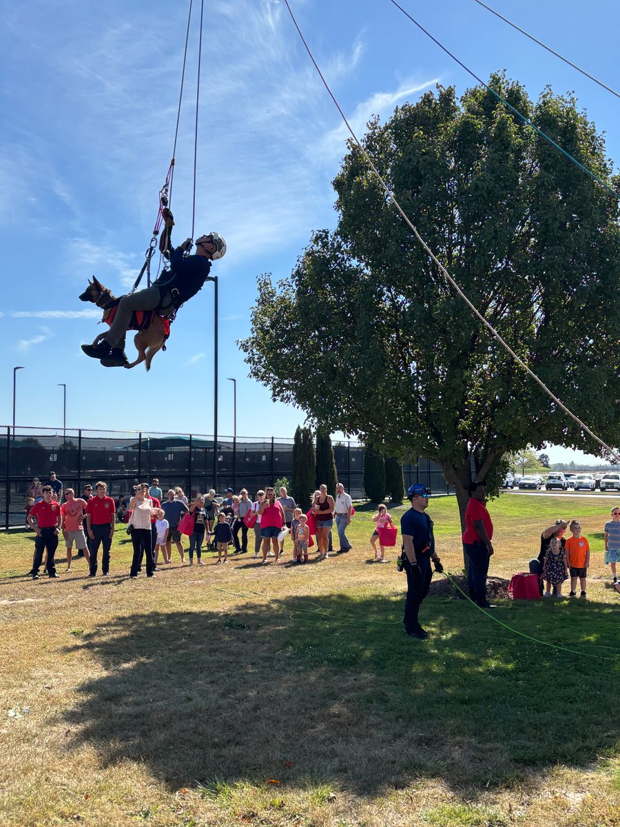 LockportFire's tweet image. Thanks to everyone who joined us for this year's Open House as a kick-off to Fire Prevention Week!  It was a great opportunity for firefighters to meet community members and showcase the services we have to offer.  We had a beautiful day and the largest attendance to date.…