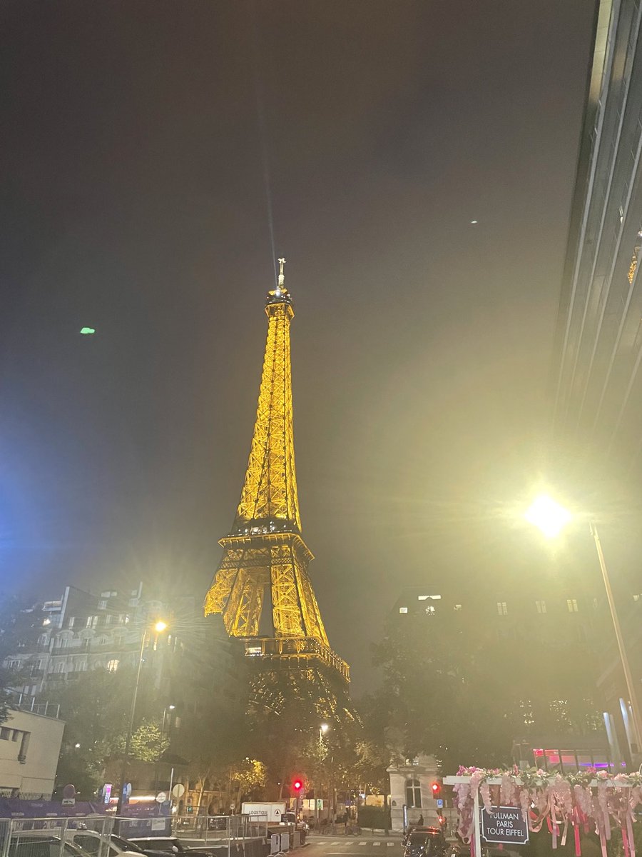 Côme Bommier (@comebommier) on Twitter photo Excellent iNHL session tonight at #IACH 🇫🇷 with <a href="/StefanoLuminari/">Stefano Luminari, MD</a> <a href="/Jessica_Okosun/">Jessica Okosun</a> <a href="/JulioChavezMD/">Julio Chavez</a> 🤩
Cc <a href="/DrAEvens/">Andrew M. Evens, DO, MBA, MSc</a> <a href="/luca_arcaini/">Luca Arcaini</a> <a href="/AnnaSureda5/">Anna Sureda</a> Excellent iNHL session tonight at #IACH 🇫🇷 with <a href="/StefanoLuminari/">Stefano Luminari, MD</a> <a href="/Jessica_Okosun/">Jessica Okosun</a> <a href="/JulioChavezMD/">Julio Chavez</a> 🤩
Cc <a href="/DrAEvens/">Andrew M. Evens, DO, MBA, MSc</a> <a href="/luca_arcaini/">Luca Arcaini</a> <a href="/AnnaSureda5/">Anna Sureda</a>