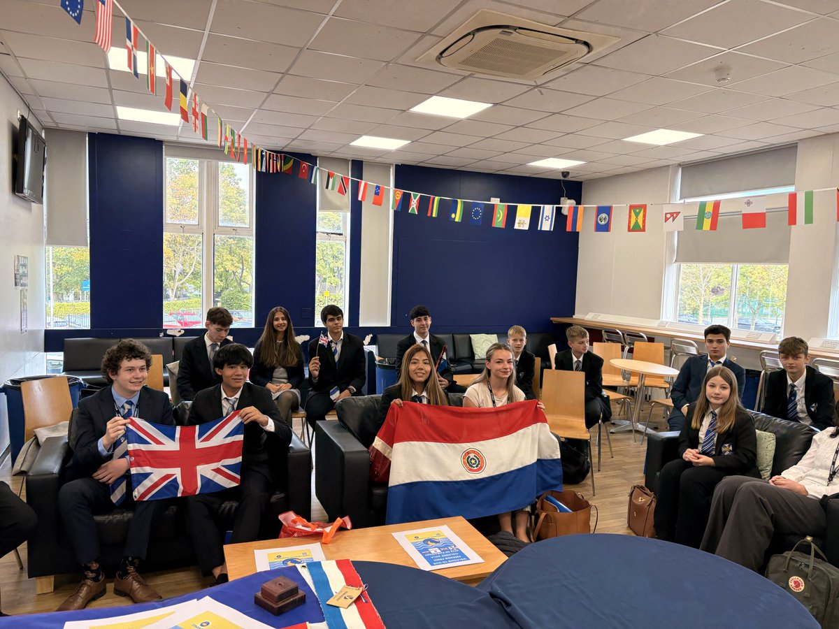 A warm Wales welcome to all of our friends from Colegio Aula Viva school.  Our partner school in Paraguay!  20 years and still going strong 🇵🇾 🇬🇧 Partners in Learning <a href="/waleshighnews/">Wales High News</a> <a href="/WalesHigh/">Wales High School</a>