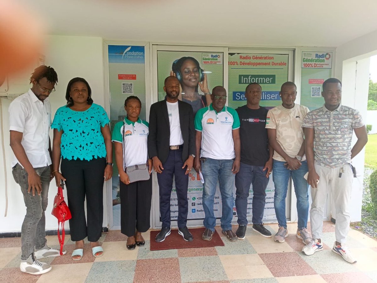 ONG_MIDJ's tweet photo. Nous étions ce jour avec la Radio Génération à #YAMOUSSOUKRO. C’est ensemble questions nous avons surfé sur les ondes et avons été heureux de répondre à vos questions sur les 90.0FM ! Merci à tous 🙏🏽
@macei_ci 
#JeunesseEnAction
#Jeunes #femmesfortes
#ÉlectionsApaisées
#anyama https://t.co/ErbQF4q7z2