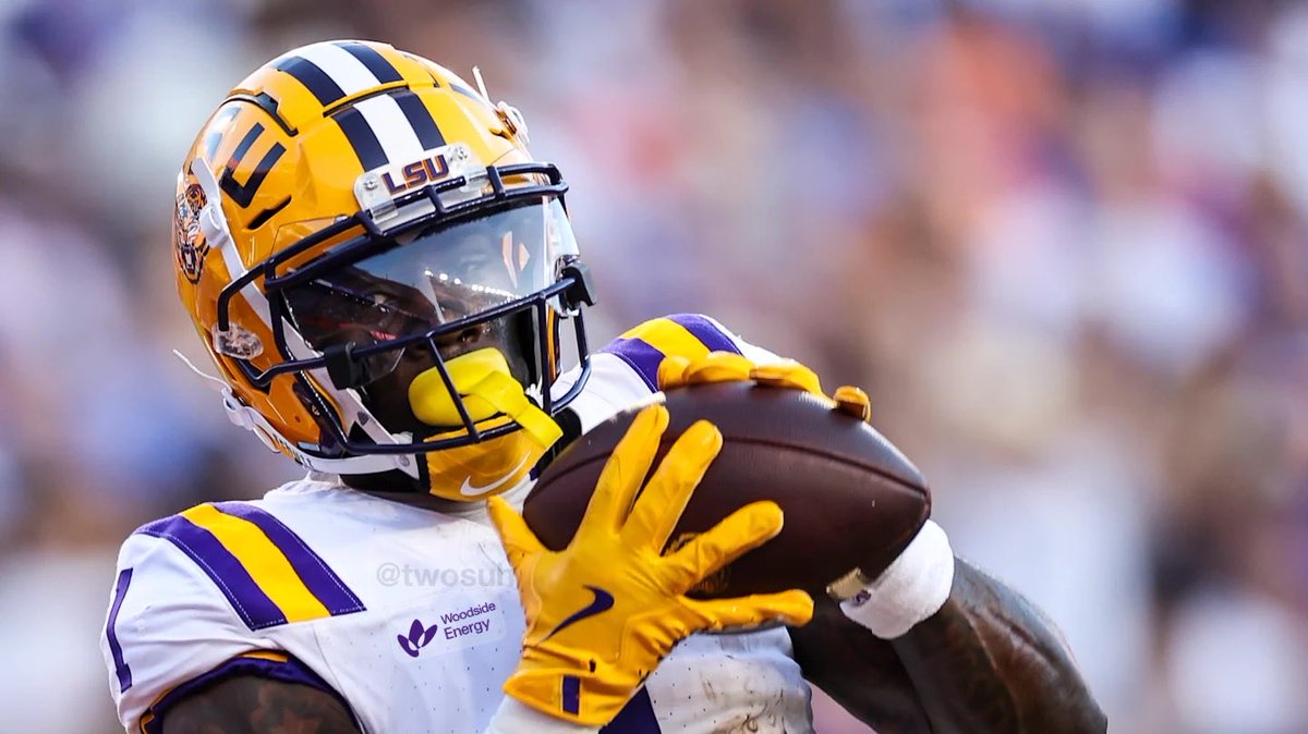 twosuh's tweet image. .@WoodsideEnergy will be the jersey patch sponsorship for LSU moving forward, what do we think? (2nd pic is a concept i made)

#GeauxTigers