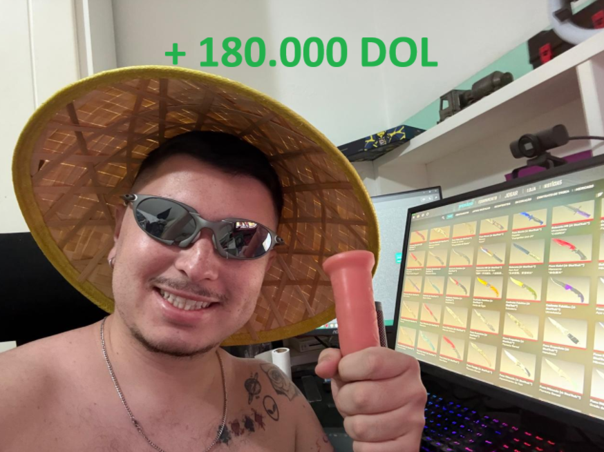 Japaskins's tweet photo. After a month of being banned, I’m finally unbanned.
It’s been some tense days — with $180,000 in skins on hold and a lot of uncertainty...
But the truth always wins.
I’m truly grateful to everyone who supported me, sent messages, and believed in me. ❤️
Japa is back! 🔥
Good always prevails — thank you to the CS community as a whole, to all the Brazilians, and to everyone abroad.
