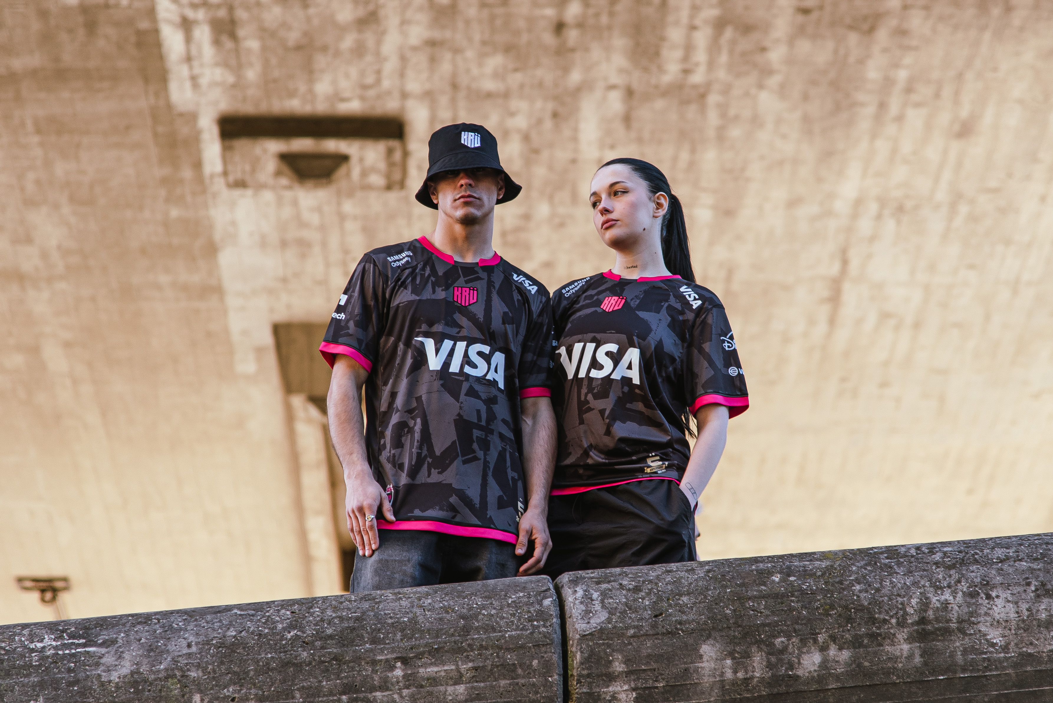 KRÜ Esports celebra su quinto aniversario con una camiseta conmemorativa