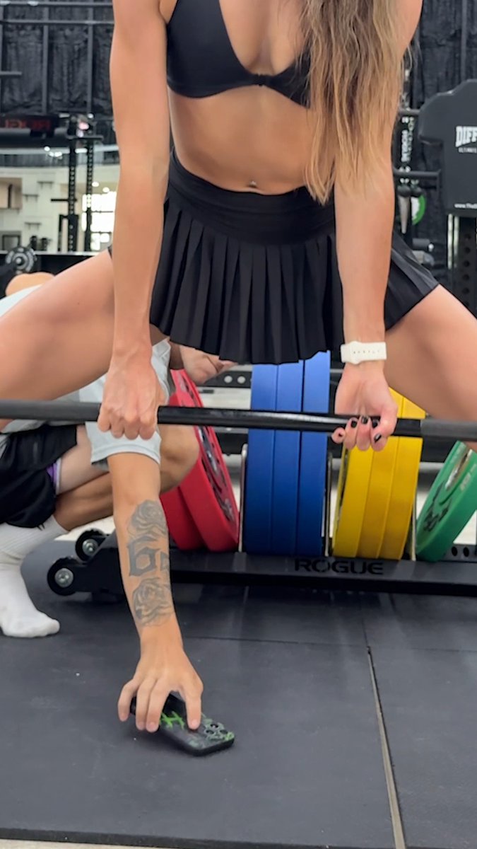 Well... hopefully his shot turned out nice 😅