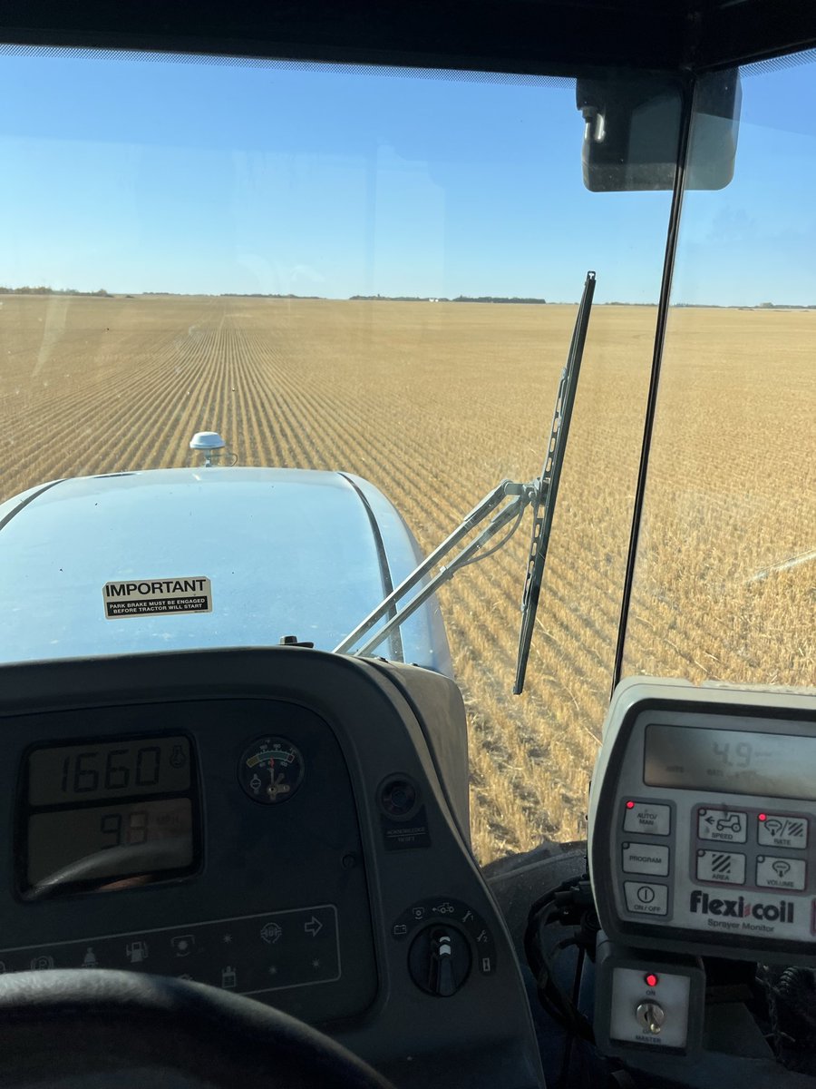 Fall spraying. One of those jobs that seem to take a tankful of willpower to get done, and then next spring it’s “Why didn’t we spray more last fall”

160 ac/hr with 1990’s equipment. Winter annuals are not amused.