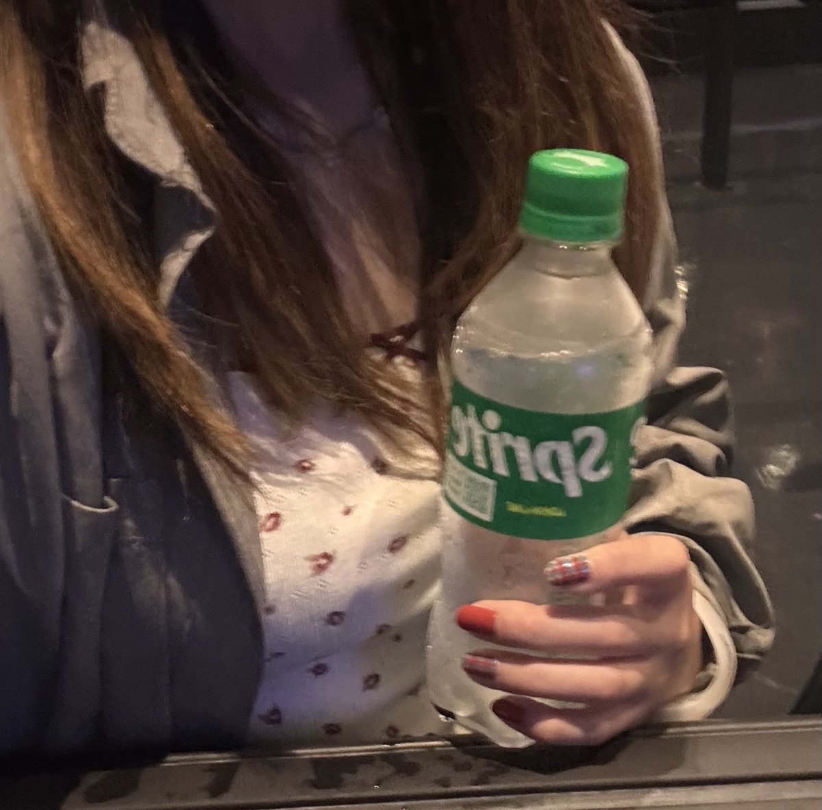 rr_chansn0n3's tweet image. 初ﾏｼﾌﾞさん‼️🗼公演2️⃣日間行かせてもらって…2週連続めちゃくちゃ楽しすぎて❕⚡️ｺﾞﾘｺﾞﾘ系⁇曲はもうとんでもなくぶち上がるしなんていっても曲調も歌詞もﾒﾛくてｴﾓくて聴けば聴くほどもう虜です💖🌀(余韻ひたひたすぎて毎日聴いてます)来年も行ってもいいですか…🥹💘
 #EMPIRECODE