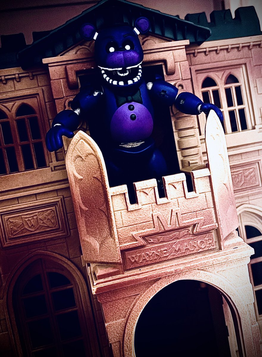 New photos of The Shadow Freddy figure! 

Credit to SpeekyGeekyoffical on Instagram

#fnaf #jazwares #shadowfreddy #fnafmovie <a href="/Aaron_Margolin/">Aaron Margolin</a>