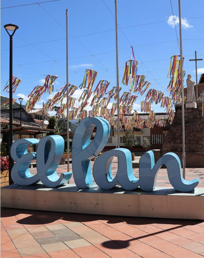 #AzuayMeEncanta por sus paisajes 😍🏞⛰️🏕

Nuestra provincia tiene full rutas para visitar en este #Feriado. 😉🙌

👉 Descubre más en visitazuay.com 

#AzuayEsElDestino
#VisitAzuay
#JotaLloretPrefecto