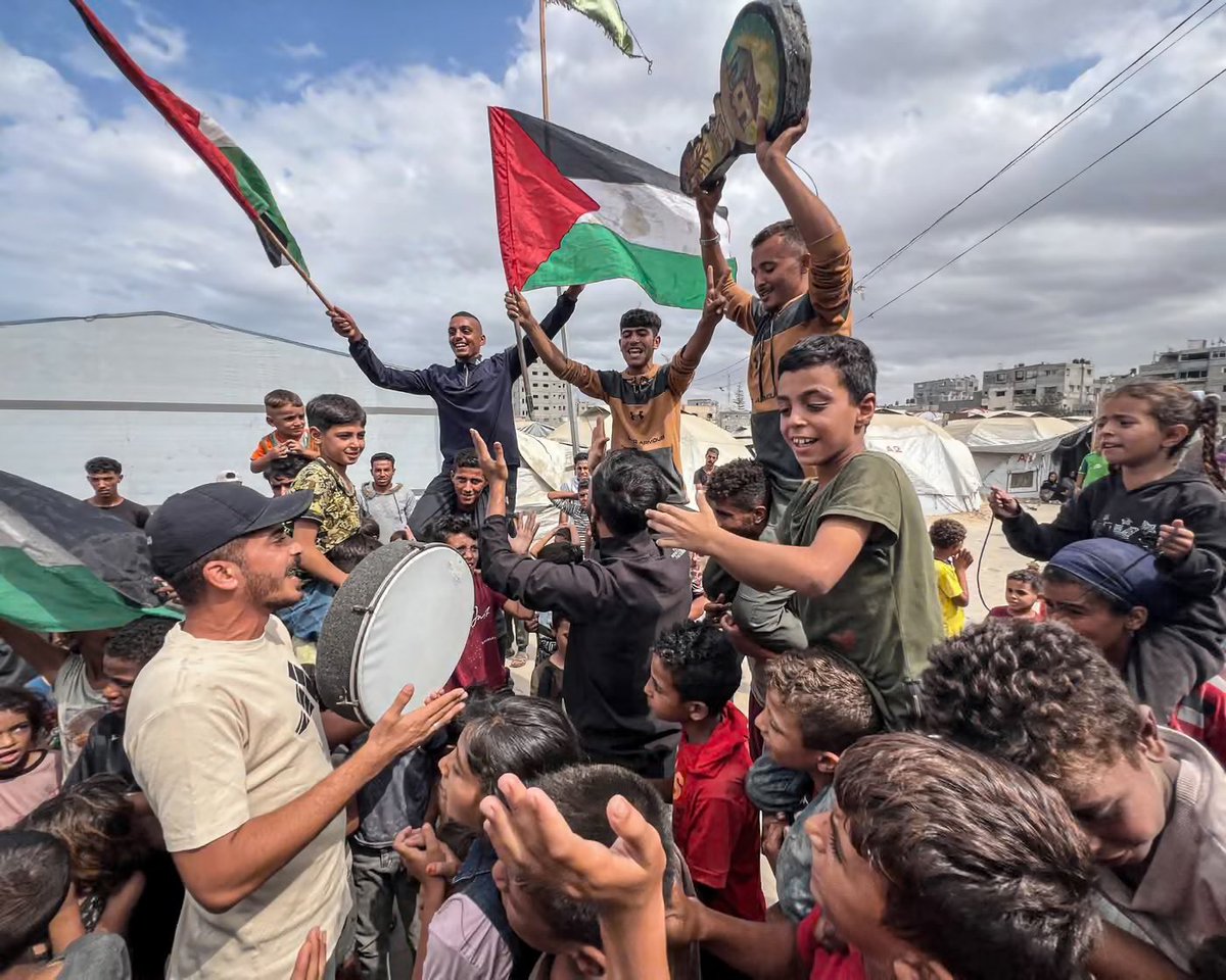 Avevate proclamato la carestia, perché il genocidio non vi bastava. Ora le immagini da Gaza ci fanno capire meglio che né l’una né l’altra cosa era vera. C’è stata una terribile guerra e i bambini di Gaza non hanno potuto sfuggire alle bombe solo perché Hamas non aveva