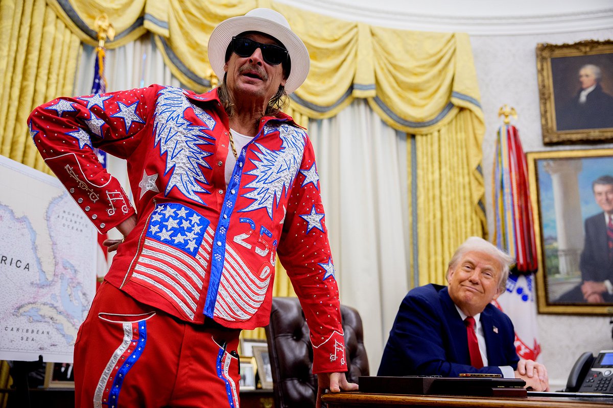 Electric1Radio's tweet photo. @SusieM414141 The dude complaining about a guy in a dress because the world is watching wore THIS to meet the president AT the White House. Stop it. https://t.co/efvGtX19ko