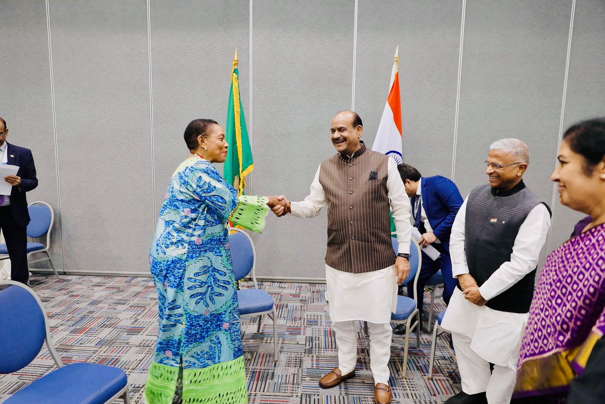 loksabhaspeaker's tweet image. Lok Sabha Speaker Shri Om Birla said that he was truly honoured to meet Her Excellency Ms. Nelly Mutti, Speaker of the National Assembly of Zambia, at the Commonwealth Parliamentary Conference in Georgetown. He commended Zambia’s democratic journey and the impressive role of its…