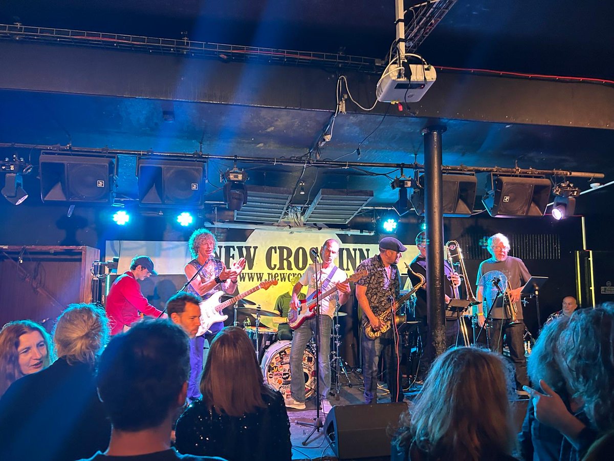 Simon Bartholomew tweet media