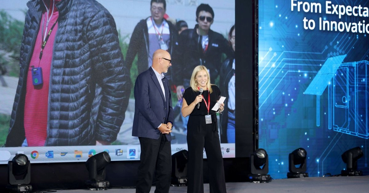 MolexConnectors's tweet image. Distributors and colleagues gathered at the APS Distributor Conference to share insights, spark ideas and make connections. The collaborative atmosphere left attendees with knowledge and confidence in a united vision. Discover trends and what’s next. molex.io/4nLELA7