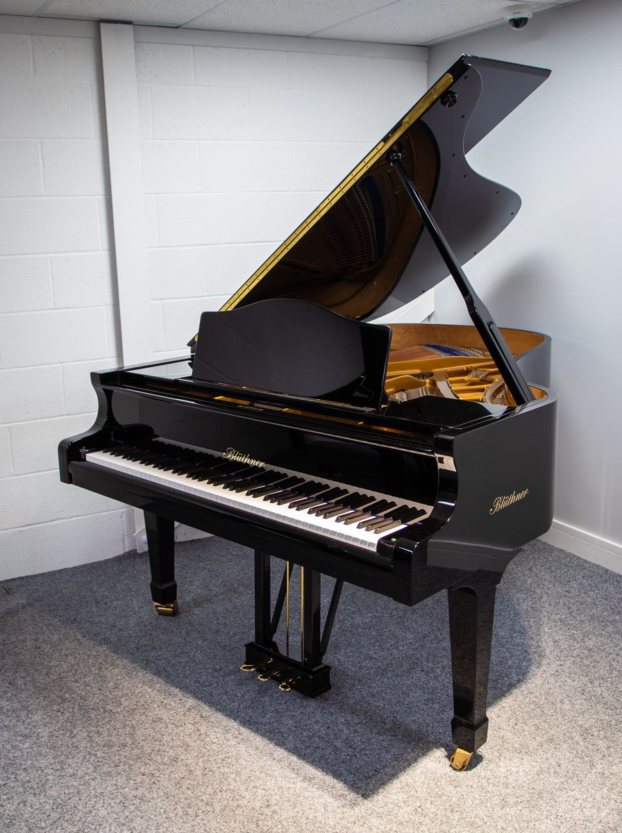 RLawsonPianos's tweet image. New in stock! 

Blüthner Model 6 Grand, 2004 ✨

Get in touch or visit our website to learn more: 
richardlawsonpianos.com/grand-pianos/b…

#blüthner #blüthnerpiano #bluthner #bluthnerpiano #lovepiano