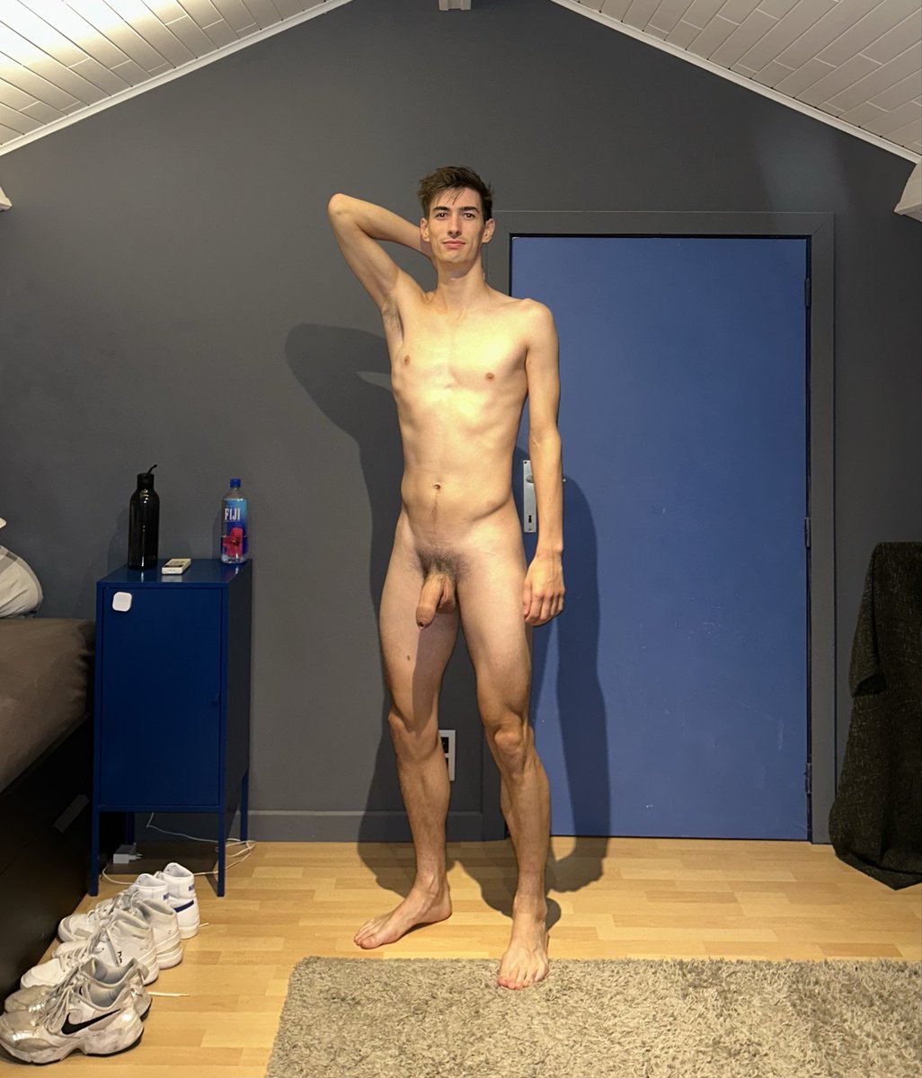 OF_be_ket's tweet photo. Its my birthday 🥳 enjoy me in my birthday suit 😉 and show me yours down below 😇 https://t.co/t1MHV51xZk
