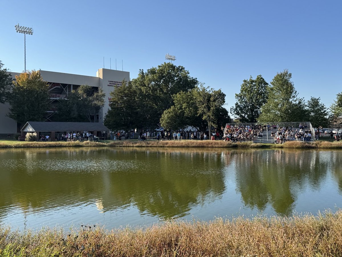 Big crowd tonight for Homecoming Raft Races ⁦<a href="/pittstate/">Pittsburg State</a>⁩. Vicky and I have the best seats across the pond at the Crossland House. #GorillaNation