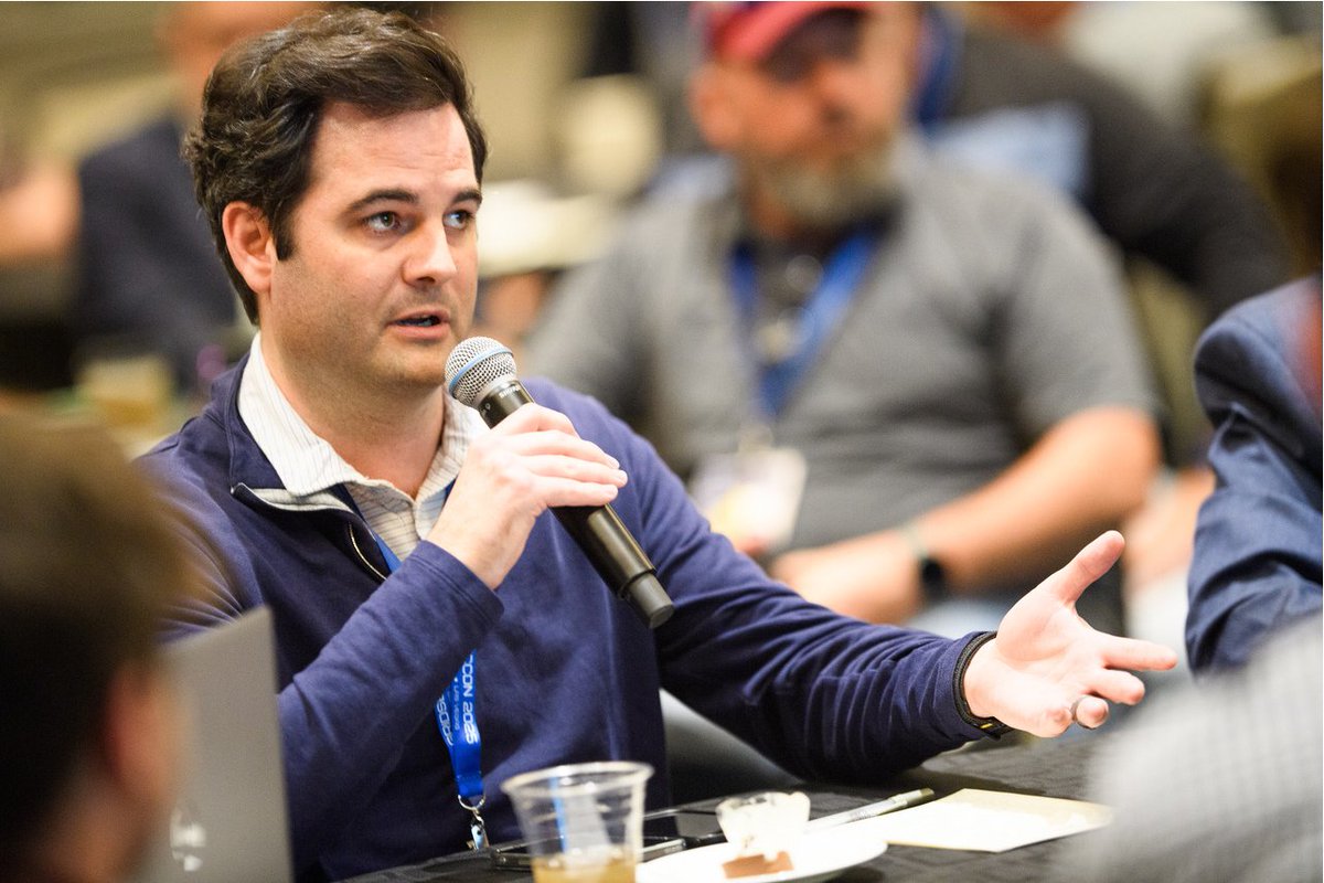 NERC_Official's tweet image. #GridSecCon2025 day two continued with a panel on the role of U.S. and Canada electricity trade in supporting a reliable North American grid, followed by afternoon breakout sessions covering crisis communications, the use of #AI in energy security, and more.

📷: Justin Cox