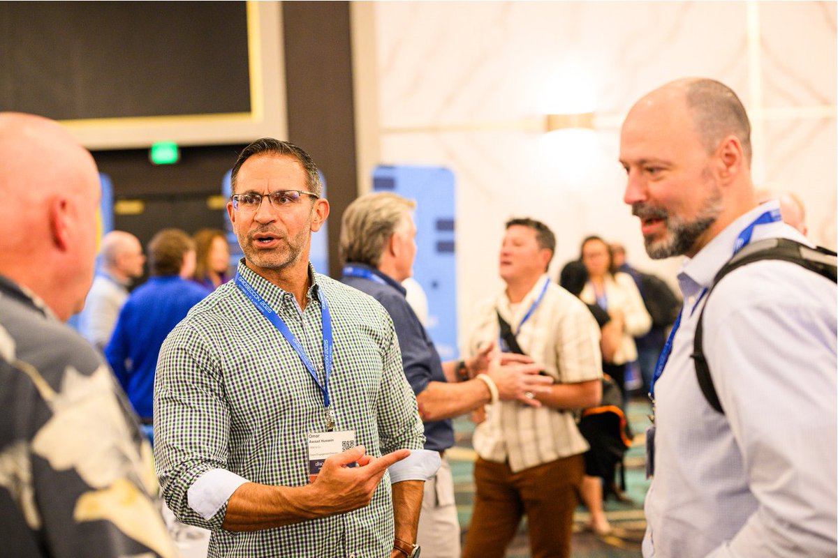 NERC_Official's tweet image. #GridSecCon2025 day two continued with a panel on the role of U.S. and Canada electricity trade in supporting a reliable North American grid, followed by afternoon breakout sessions covering crisis communications, the use of #AI in energy security, and more.

📷: Justin Cox